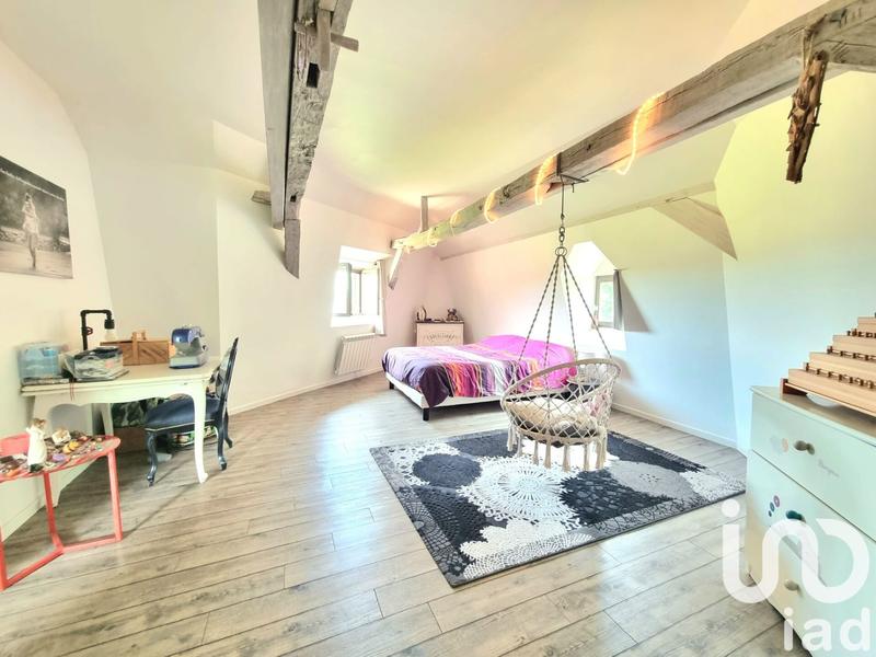 Maison - 202 m² - 6 pièces