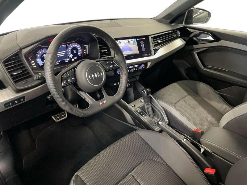 Audi A1 sportback 30 Tfsi 116 ch s tronic 7 s line Plus