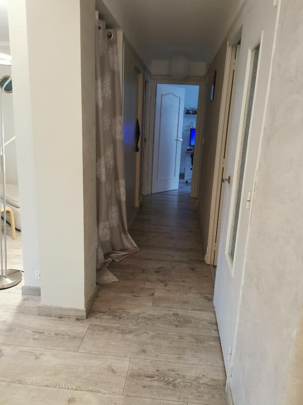 Appartement - 77 m² - 4 pièces