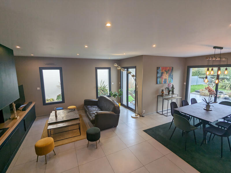 Maison - 153 m² - 7 pièces