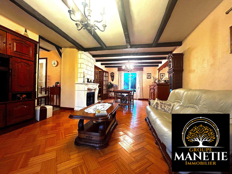 Maison - 93 m² - 6 pièces