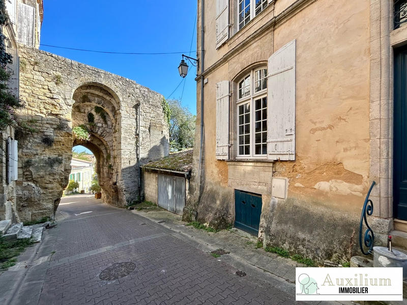 Maison - 223 m² - 7 pièces