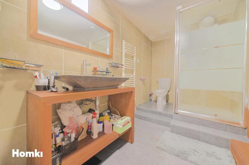 Loft - 121 m² - 4 pièces