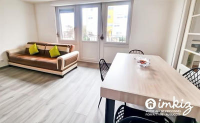 Maison - 250 m² - 9 pièces