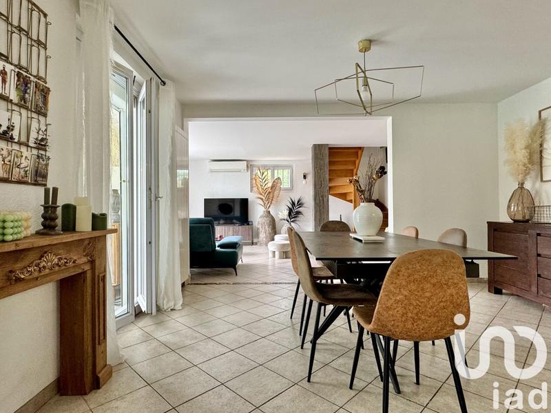 Maison - 227 m² - 10 pièces