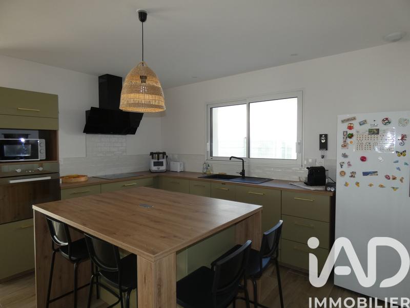 Maison - 114 m² - 6 pièces
