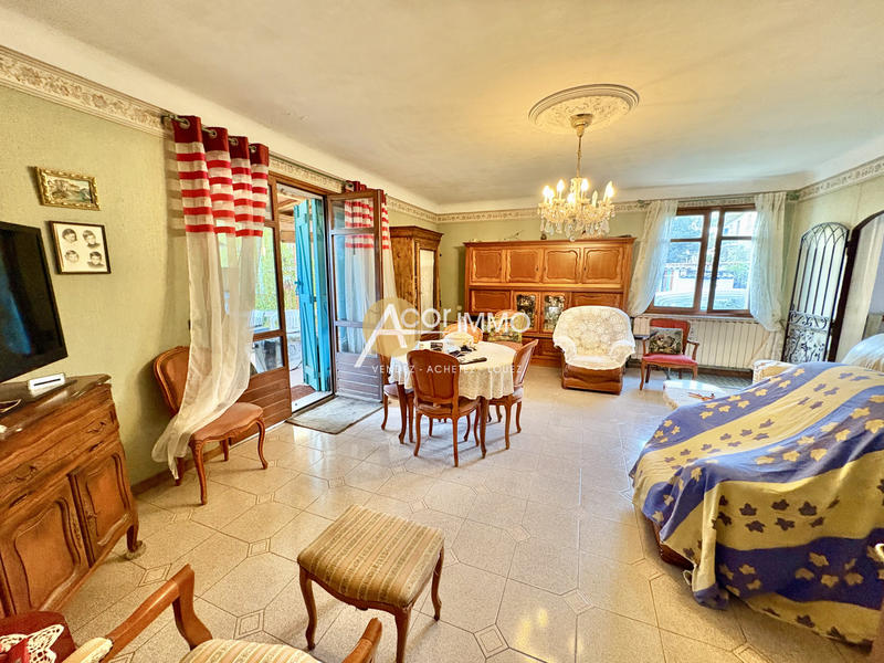 Maison - 170 m² - 6 pièces