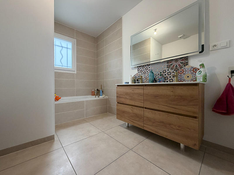 Maison - 105 m² - 5 pièces