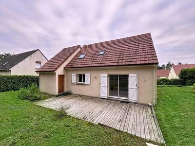 Maison - 93 m² - 4 pièces