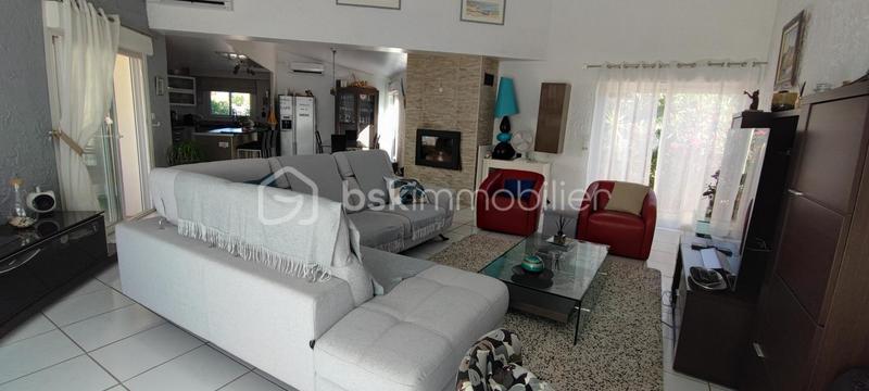 Demeure - 242 m² - 8 pièces