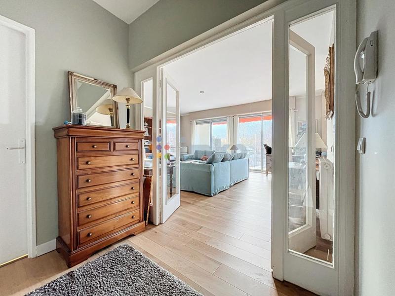 Appartement - 101 m² - 4 pièces