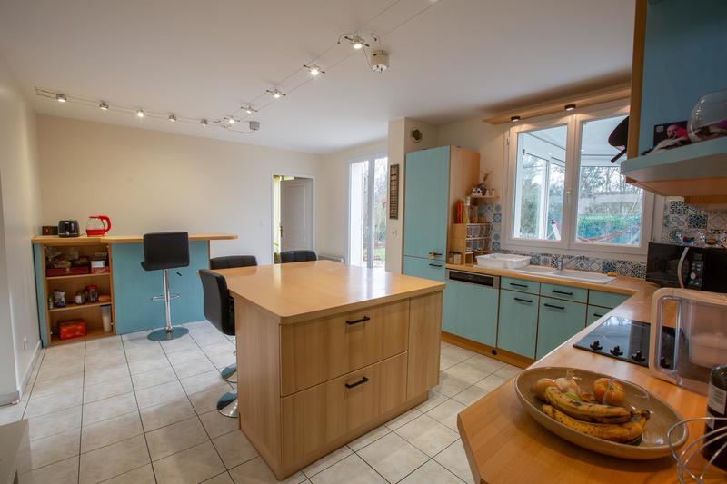 Maison - 205 m² - 8 pièces