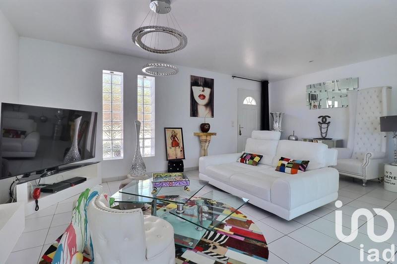 Maison - 95 m² - 4 pièces