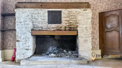 Maison - 218 m² - 10 pièces