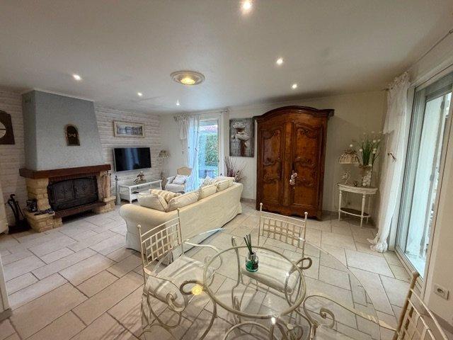 Maison - 147 m² - 5 pièces