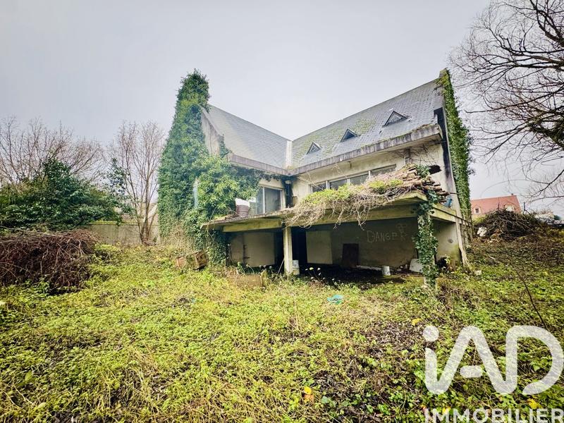 Maison - 200 m² - 5 pièces