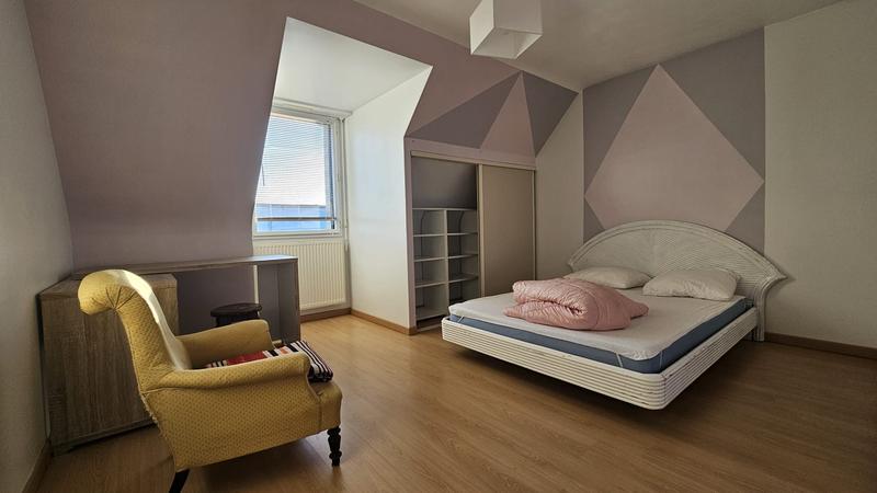 Maison - 151 m² - 6 pièces