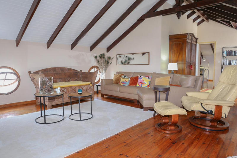 Villa - 200 m² - 5 pièces