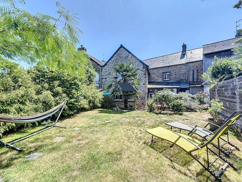 Maison ancienne - 210 m² - 9 pièces