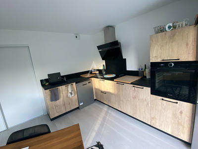 Maison - 90 m² - 3 pièces