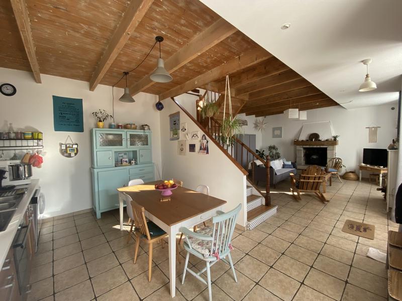 Maison - 90 m² - 3 pièces