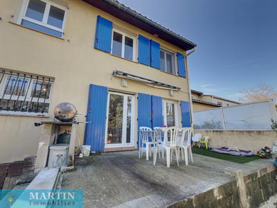 Maison - 90 m² - 4 pièces