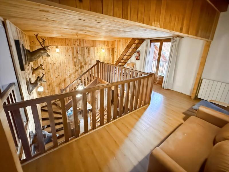 Maison - 500 m² - 11 pièces