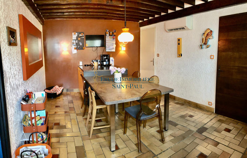 Villa - 288 m² - 8 pièces