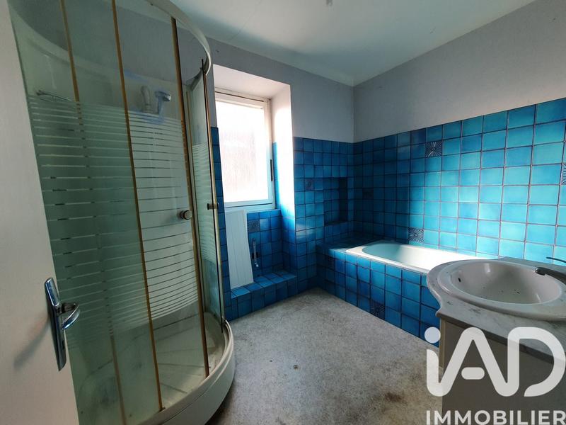 Maison - 172 m² - 9 pièces