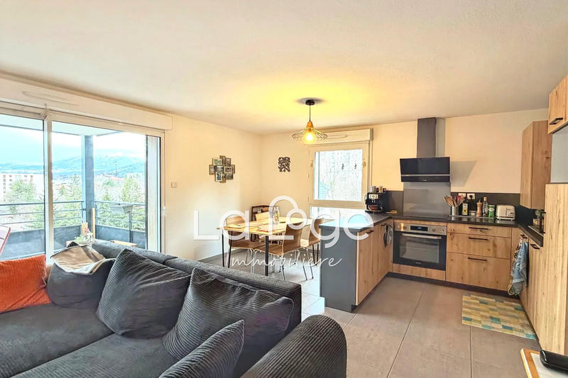 Appartement - 63 m² - 3 pièces