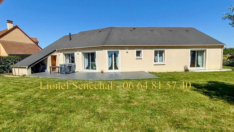 Maison - 140 m² - 9 pièces