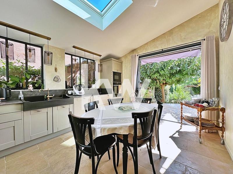 Maison - 125 m² - 5 pièces