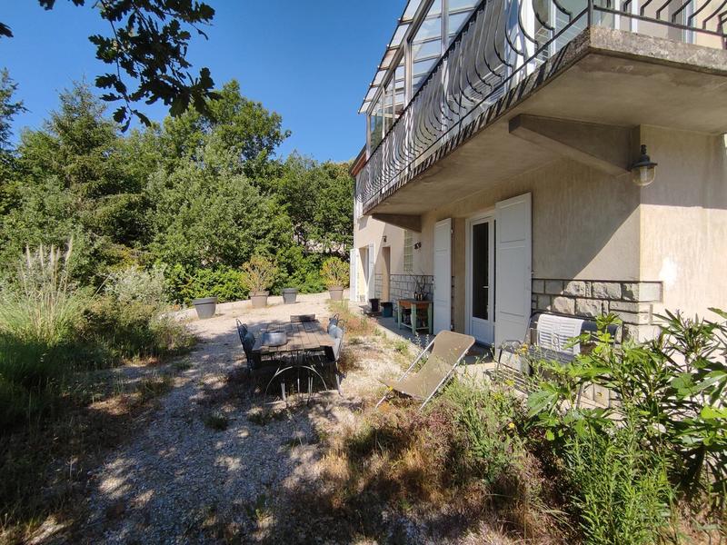 Appartement - 81 m² - 3 pièces