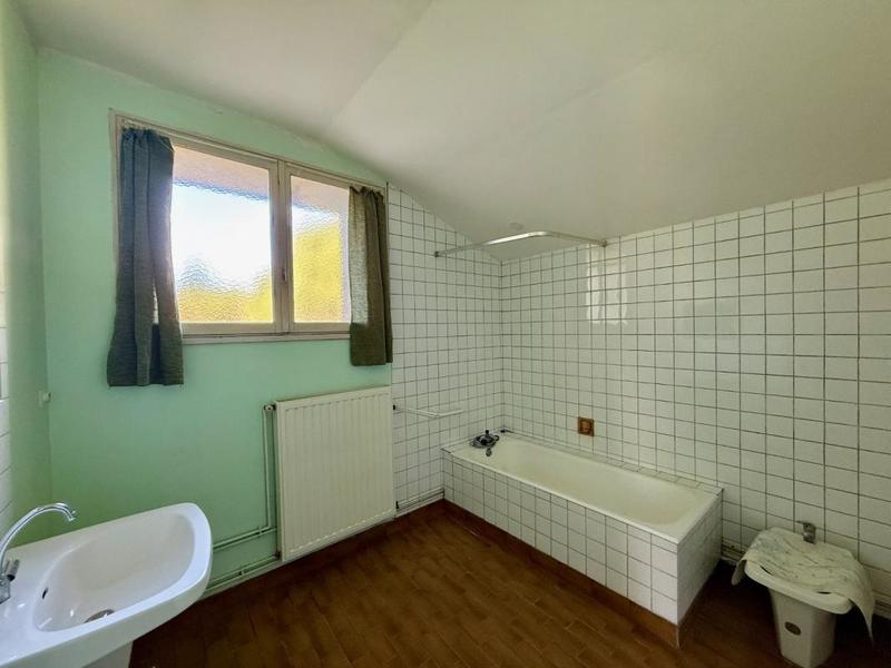 Propriété - 121 m² - 5 pièces