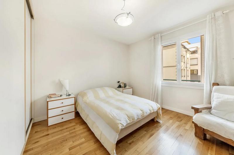 Appartement - 107 m² - 5 pièces