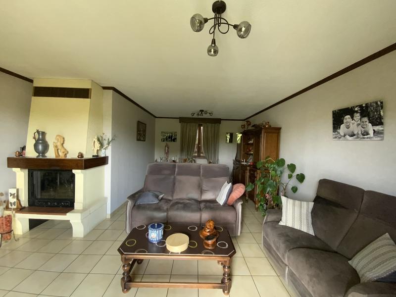 Maison - 98 m² - 4 pièces