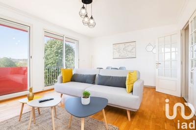 Appartement - 98 m² - 5 pièces