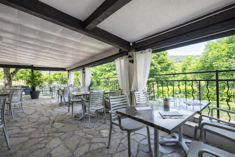 Fonds de commerce - 137 m²