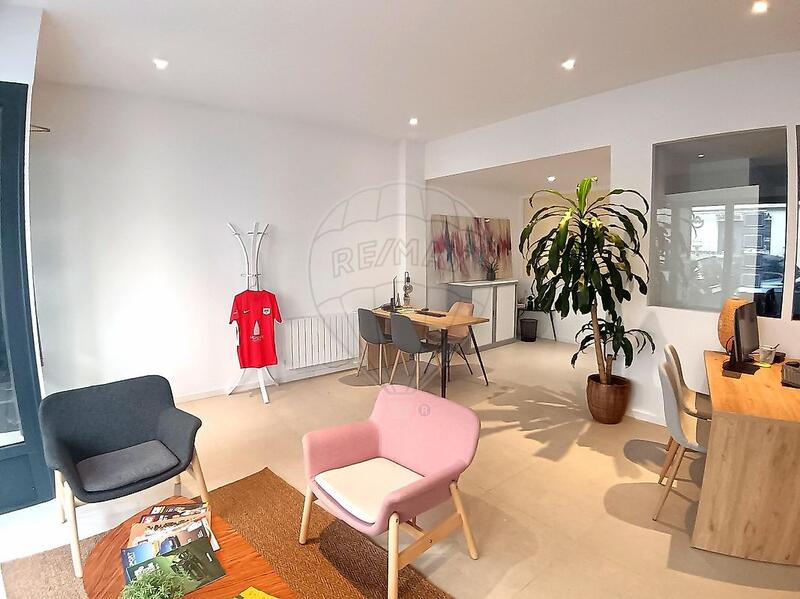 Local commercial - 56 m² - 4 pièces