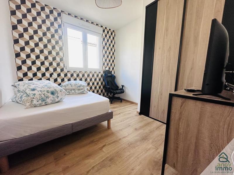 Maison - 99 m² - 5 pièces