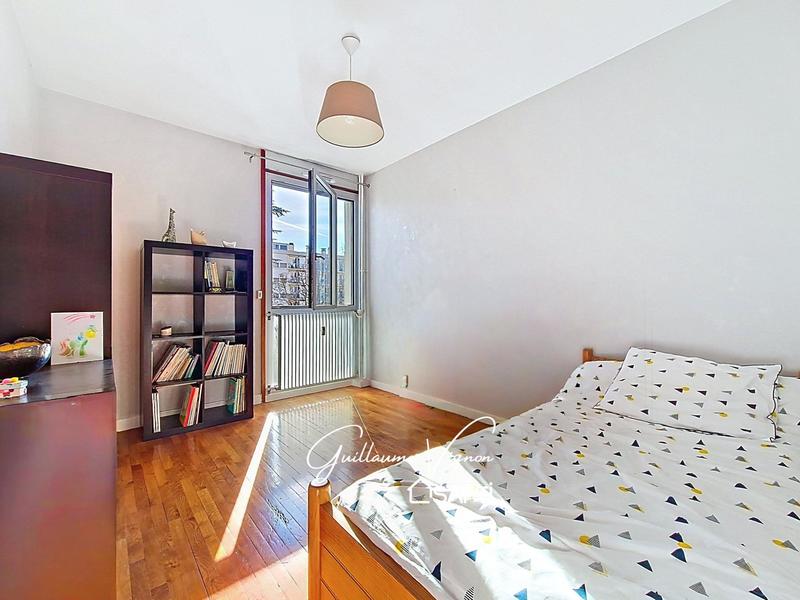 Appartement - 95 m² - 4 pièces