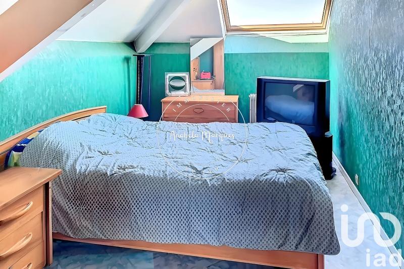 Maison - 200 m² - 8 pièces