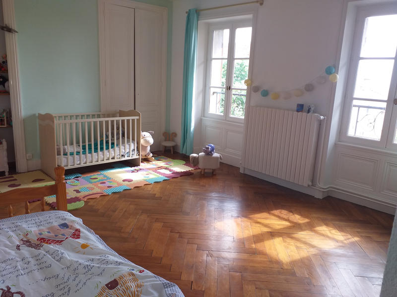 Maison - 250 m² - 8 pièces