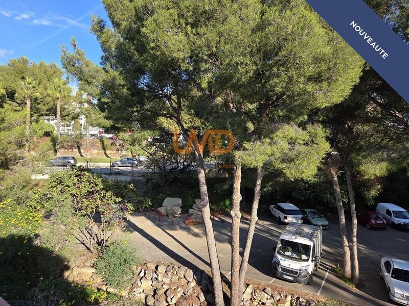 Appartement - 100 m² - 4 pièces