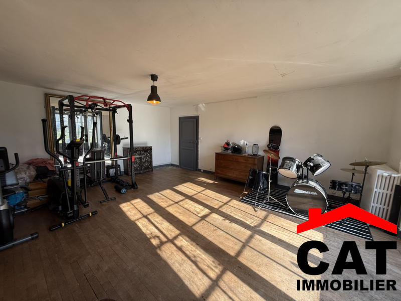 Maison - 366 m² - 13 pièces