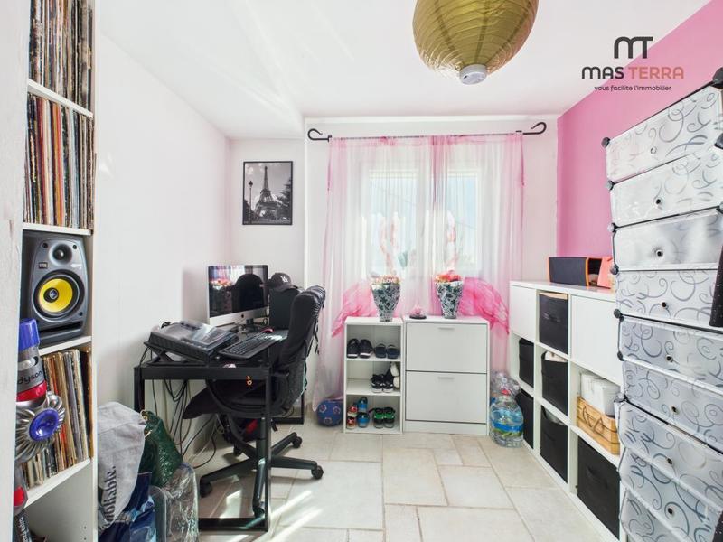 Appartement - 100 m² - 5 pièces