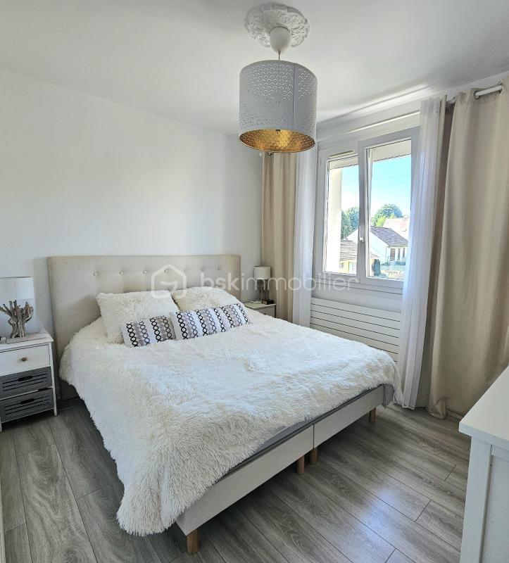 Maison - 95 m² - 6 pièces