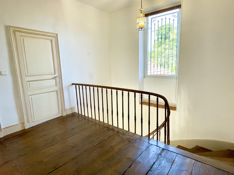 Maison de village - 193 m² - 9 pièces