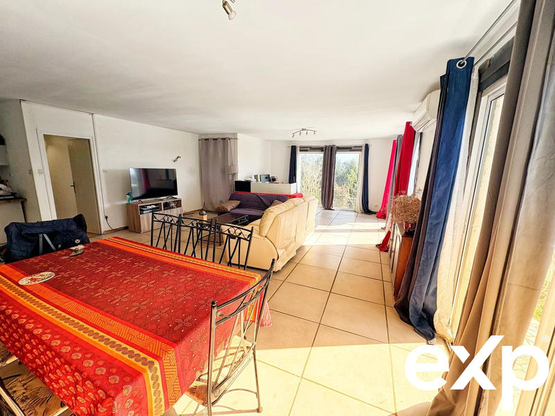 Maison - 167 m² - 8 pièces