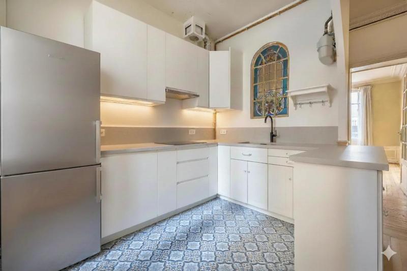 Appartement - 88 m² - 5 pièces